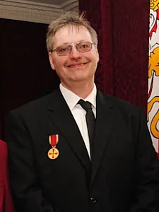 Achim Giesa während der Verleihung des Bundesverdienstkreuzes