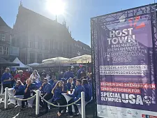 Blick auf den Marktplatz während der Rede des LBB