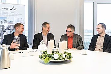 von rechts: K. J. Steuck, Dr. J. Steinbrück, B. Havermann, J. Hanisch