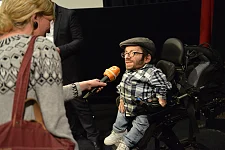 Raul Krauthausen im Interview mit buten un binnen