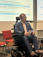 Arne Frankenstein bei seiner Grußwort