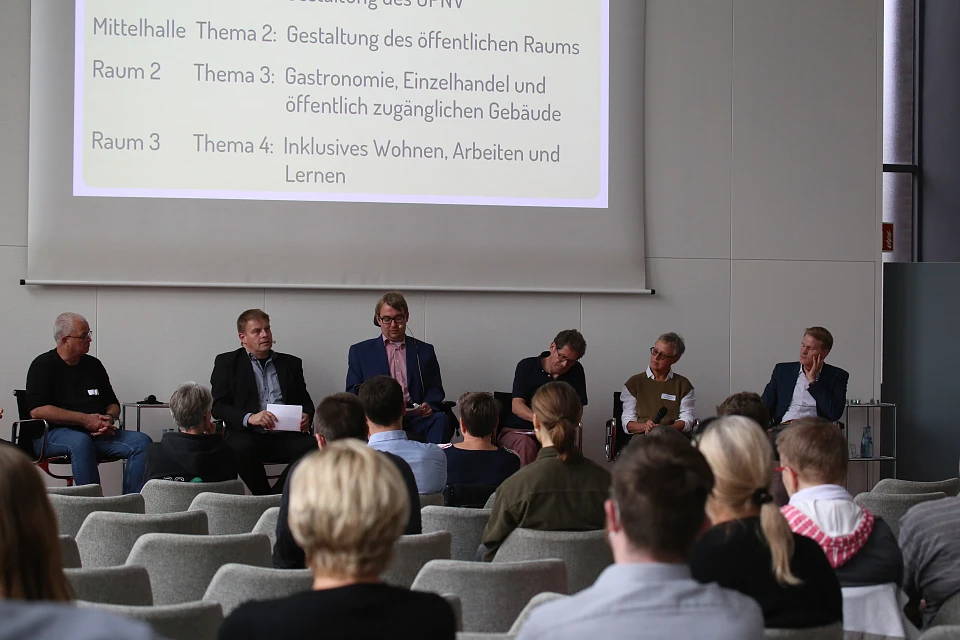 Podiumsdiskussion - Abschlussrunde und n&auml;chste Schritte: Gemeinsam zum Ziel