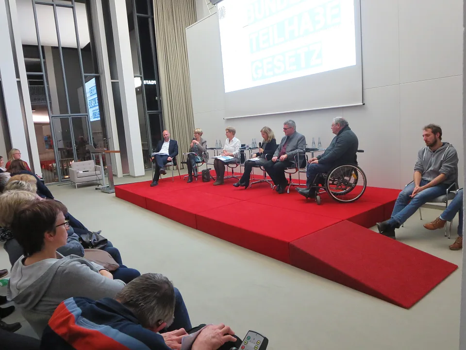 Podiumsdiskussion