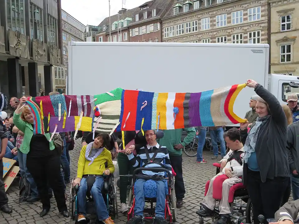 Der "Schal der Inklusion"