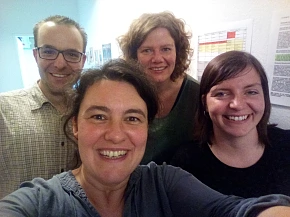Zu sehen ist die Vorbereitungsgruppe um Kai J. Steuck (LBB), Edina Medra (Brema), Ulrike Peter (Martinsclub) und Katrin Grützmacher (Martinsclub)
